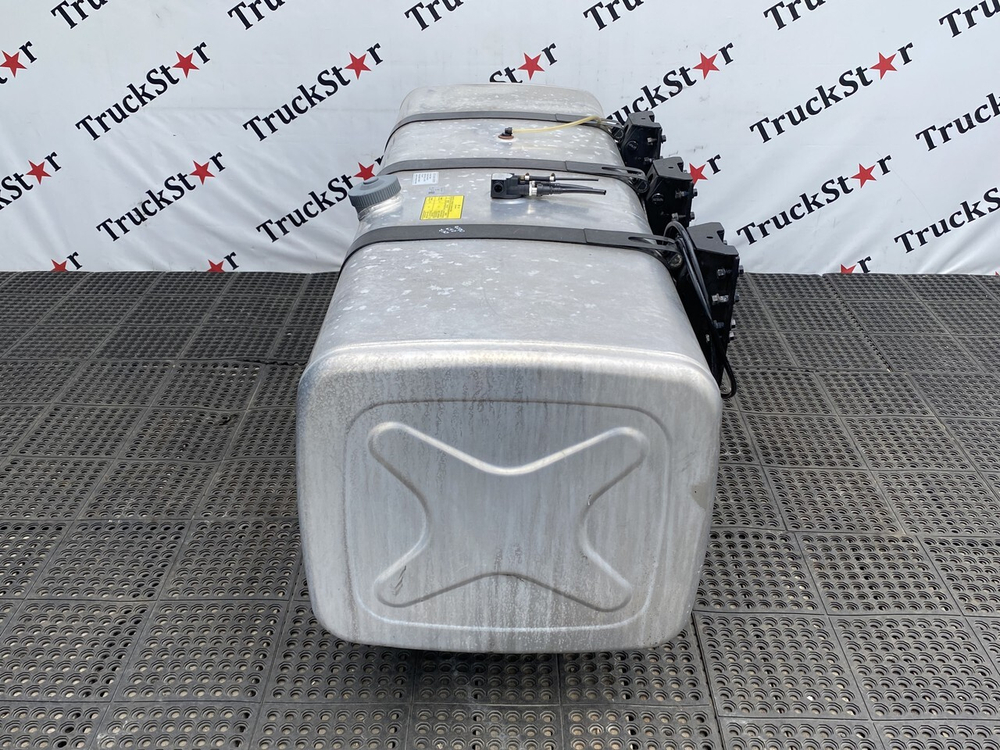 Бак топливный 850L 2024г.