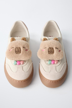 ZARA КРОССОВКИ С КАПИБАРОЙ CAPYFUN ©, БЕЛЫЙ