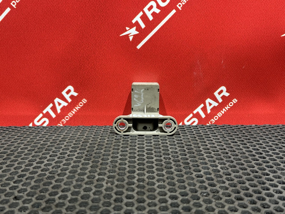 Датчик закрывания замка кабины