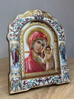 Казанская БМ, икона арочная с рамкой под стеклом, красное дерево,эмаль 266х335