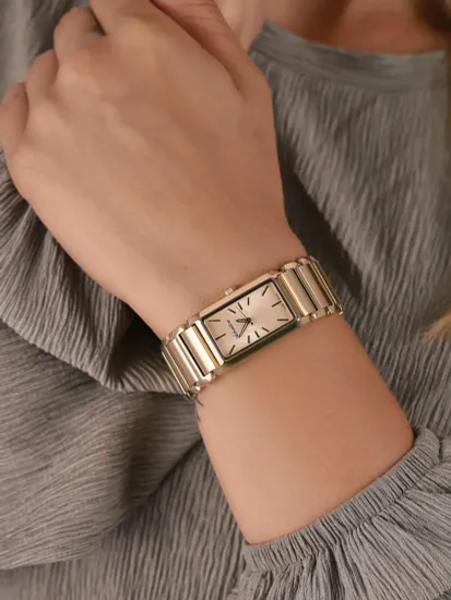 Женские швейцарские часы Adriatica A3643.1113Q