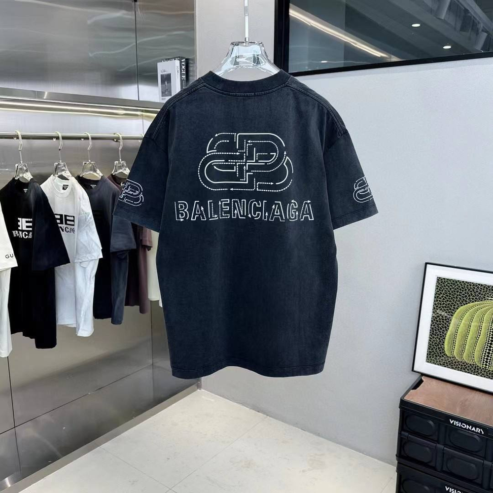 Футболка Balenciaga, арт. 701700