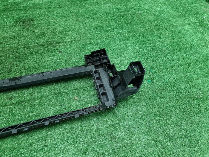 Воздуховод Mercedes B w247 (2018-2022)