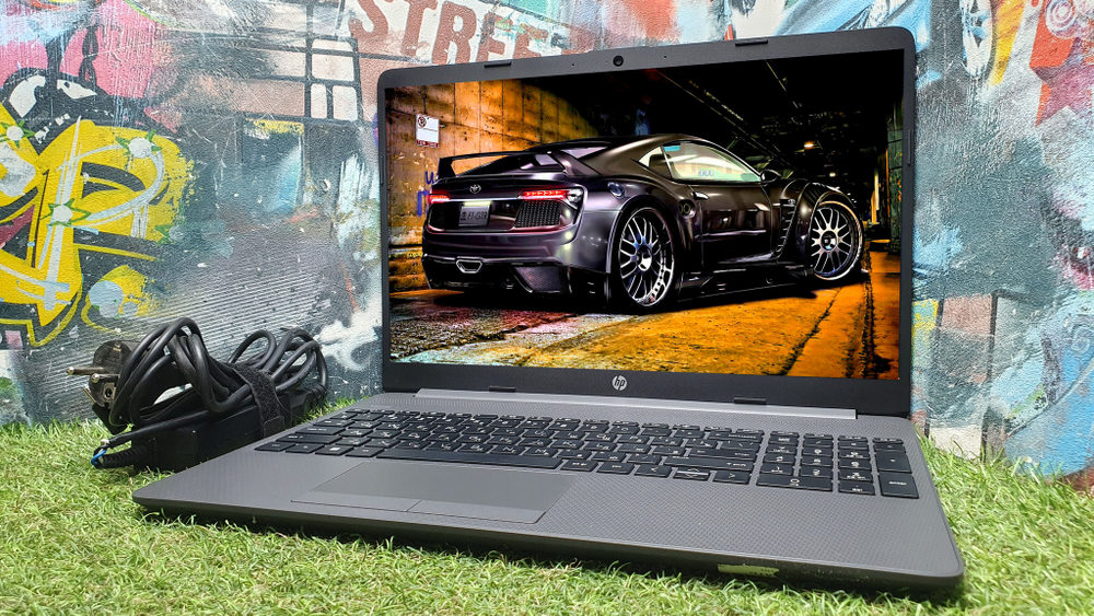 Ноутбук HP Ryzen 3/8Gb/FHD/255 G9, (8A5U7EA)/Windows 11