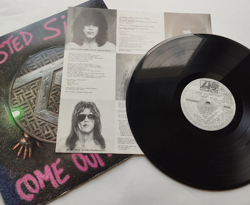 Винтажная виниловая пластинка LP Twisted Sister Come Out And Play (Japan 1985) (No Obi) You Want What We Got