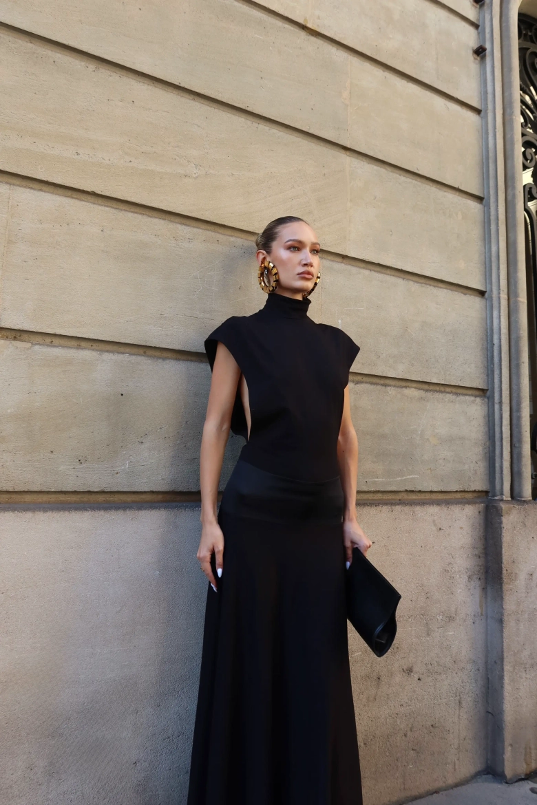 Платье "Black line"