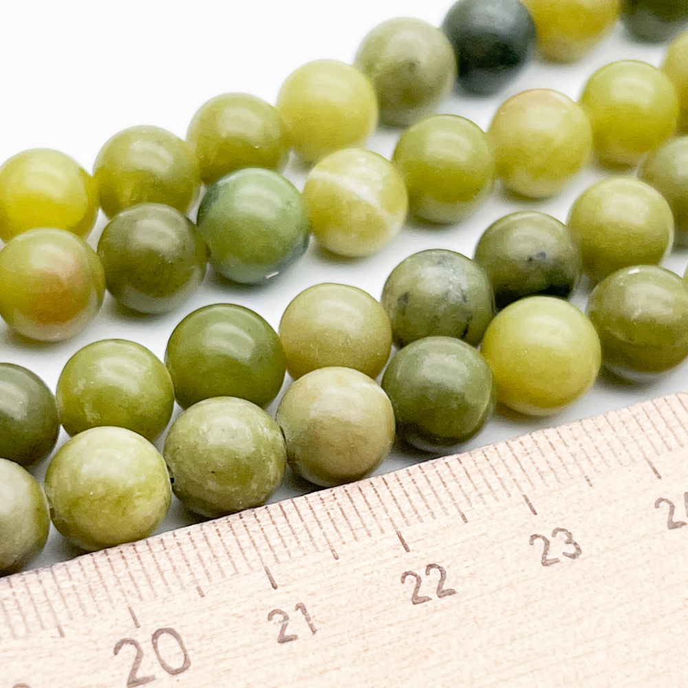 Серпентин бусины, диаметр около 8,5-8,7 мм, цена за 22 шт (1/2 нити)