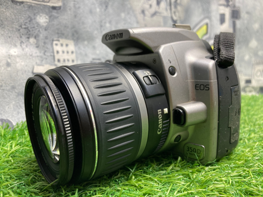Canon 350D Kit 18-55mm 3.5-5.6 II USM (С дефектом)