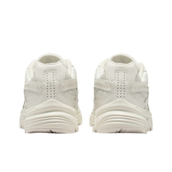 alt="Nike Initiator женские арт. 394053-007 задняя часть с подошвой и логотипом"
