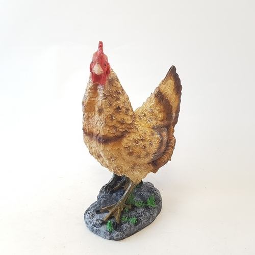 Фигурка Курица на камушке (полистоун)