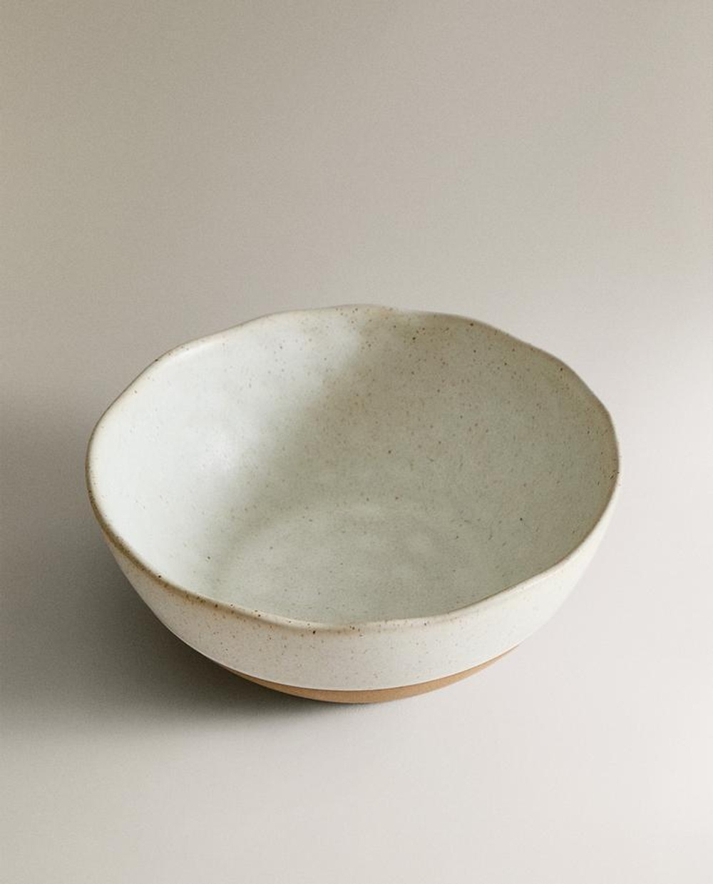 ZARA HOME САЛАТНИЦА С РЕЛЬЕФНЫМ УЗОРОМ, КРЕМОВЫЙ