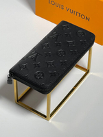 Кошелек Louis Vuitton