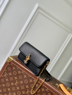 Louis Vuitton Wallet On Chain LV Bloom