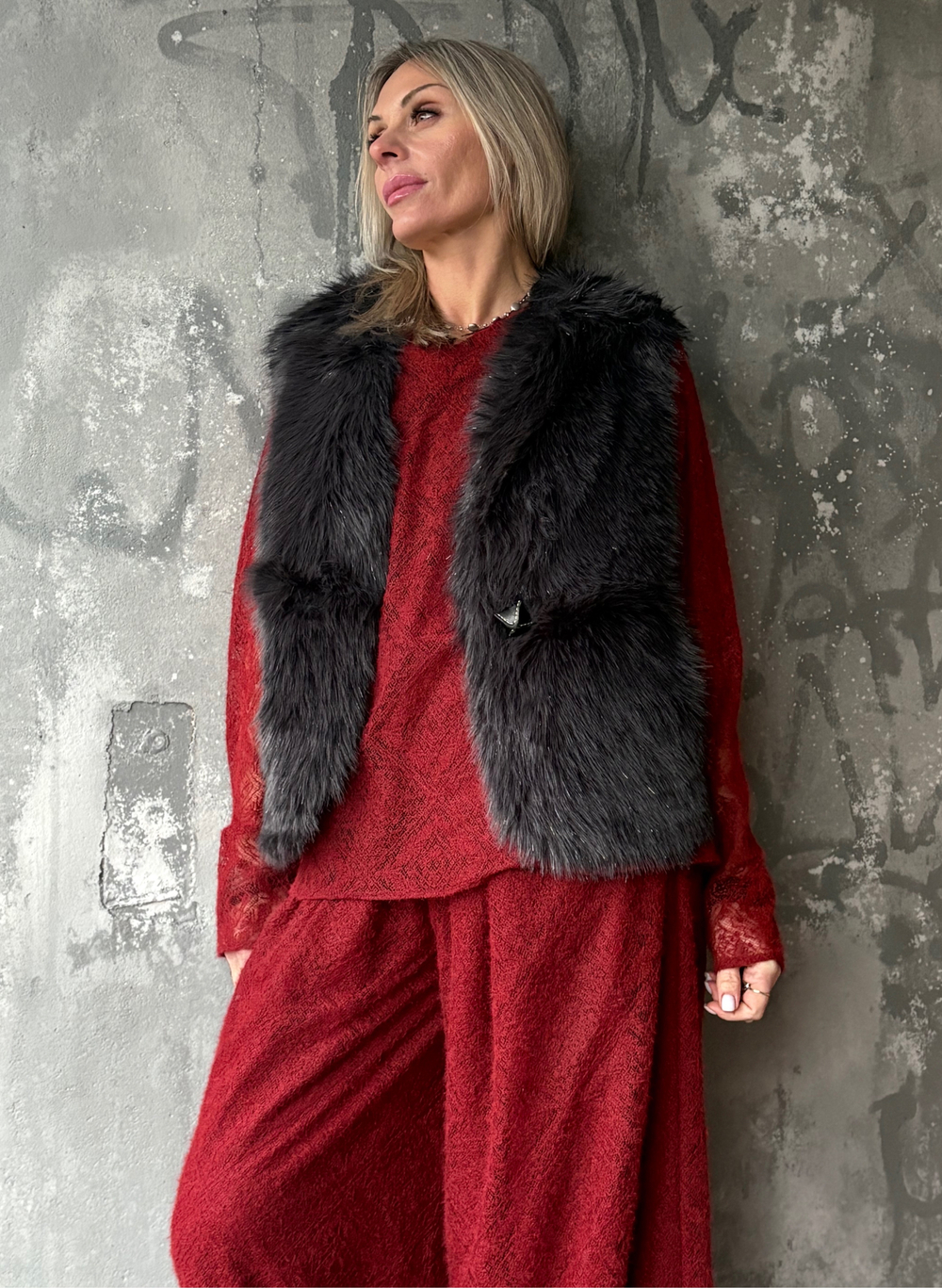 Жилет / графит  / с люрексом