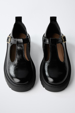 ZARA ЛАКИРОВАННЫЕ ТУФЛИ, ЧЕРНЫЙ