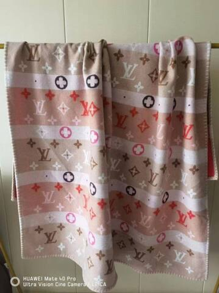 Плед Louis Vuitton 140х170 см