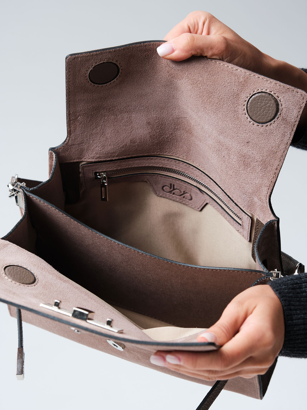 Замшевая сумка Rachel DBR 31361 капучино