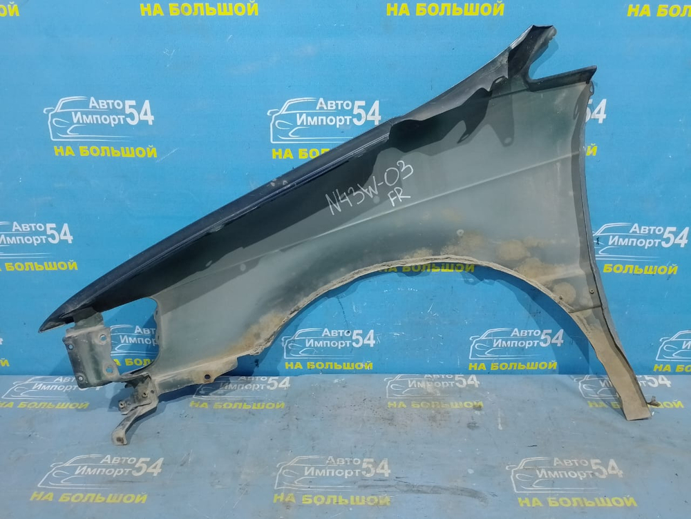 Крыло переднее правое MITSUBISHI CHARIOT 1991-1997