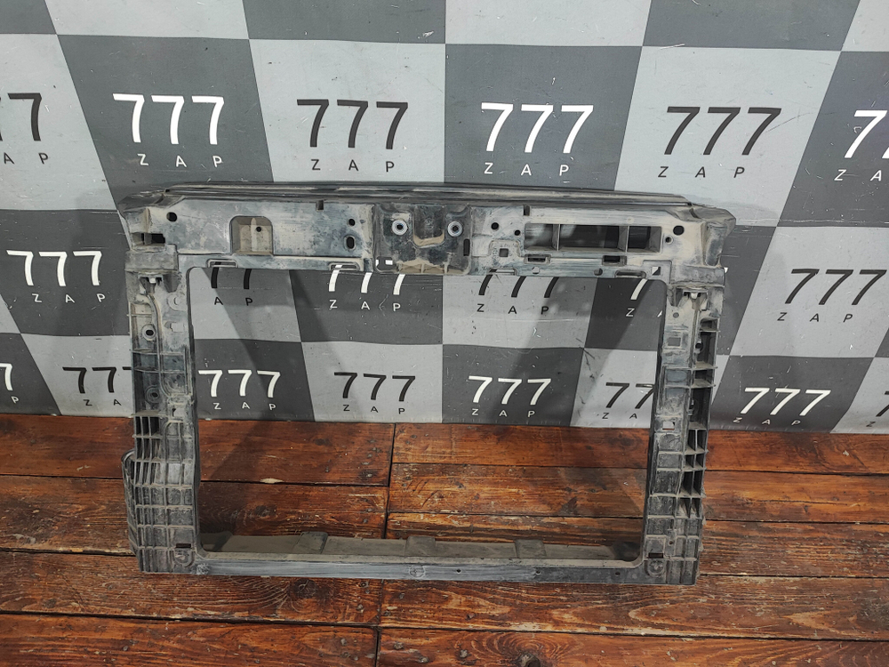 Панель передняя Rapid 2, Polo 6 20-нв Б/У Оригинал 60U805588E