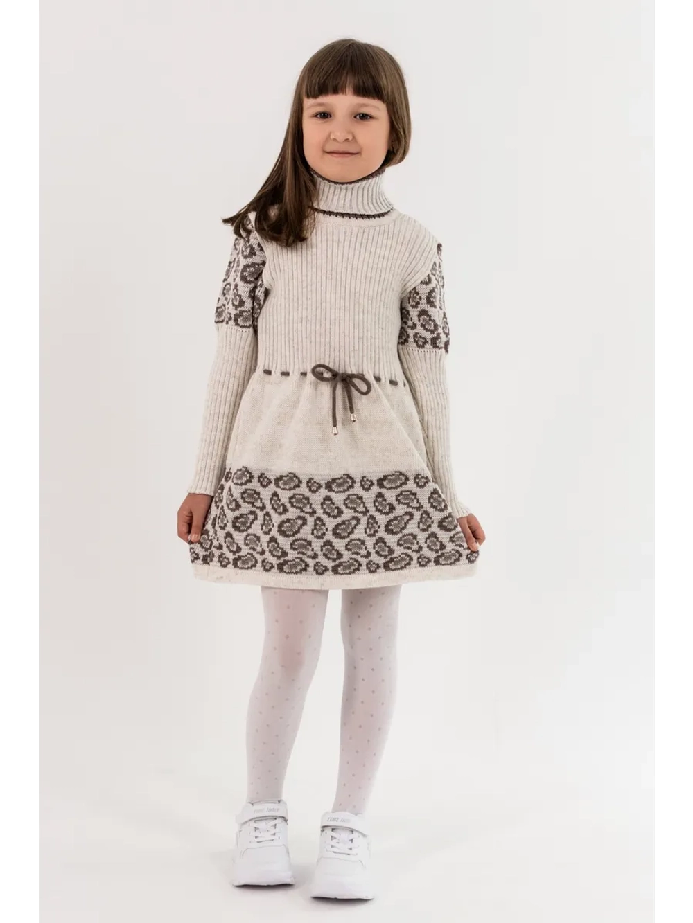 Платье вязаное