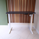 Регулируемый компьютерный стол Motor UP с регулировкой по высоте — столешница МДФ сланцево-серый