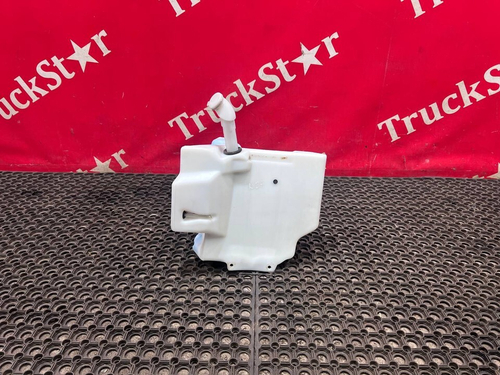 Бачок омывателя лобового стекла