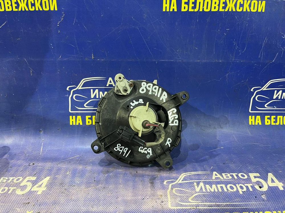 Туманка правая SUBARU IMPREZA 2000-2002