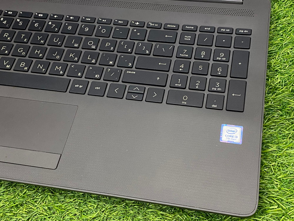 Ноутбук HP 15 15.6' i3-7020U /8GB/500GB/ 250 G7 [6BP31EA]/Windows 10