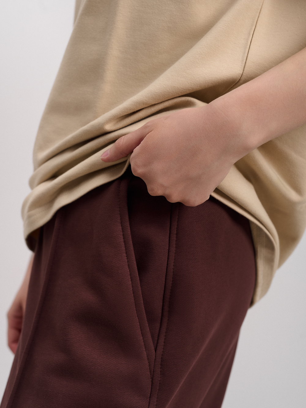 Костюм женский трикотажный "Волна" коричневый