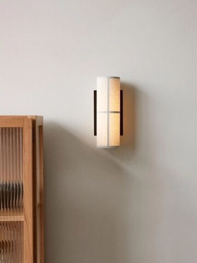 Настенный светильник в современном минималистичном стиле 🤍