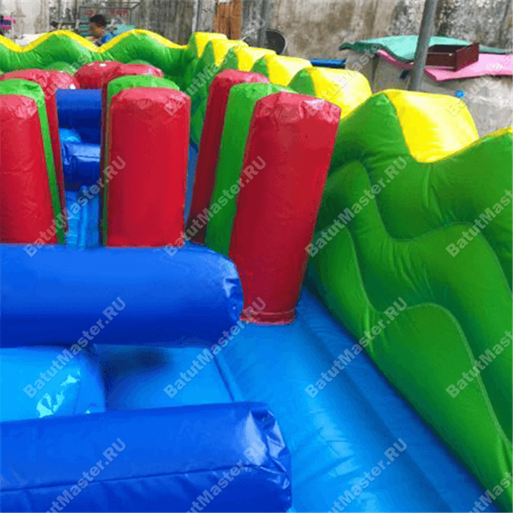 Большой надувной батут "Средневековье" 10*10*5 м