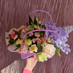 Композиция со стабилизированной гортензией "Счастье быть с тобой"