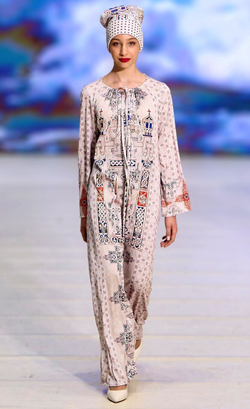 Платье "Новгородский трофей", по мотивам страничной заставки к псалтири Ивана Грозного (Новгородский трофей) 14 век