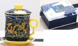 242022.2 Кружка "Дракон Желтый" В ПОДАРОЧНОЙ КОРОБКЕ, фарфор