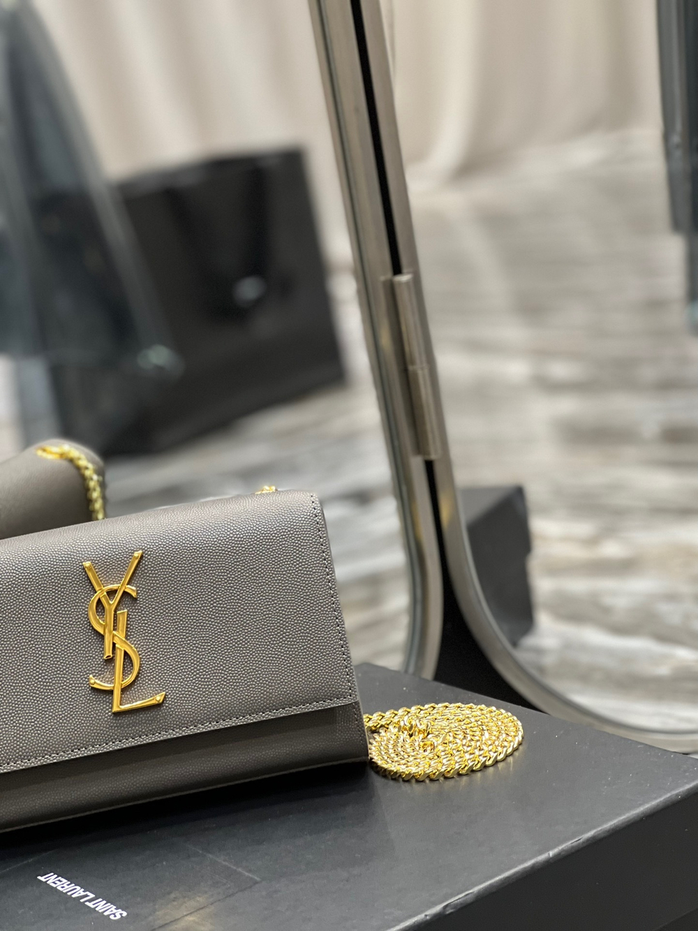 Saint Laurent Kate Small Bag 20 cm