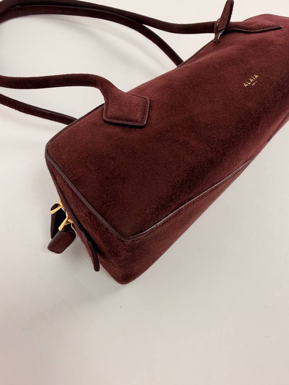 Сумка Alaia Le Teckel Small