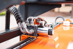 Щетка дорожная на погрузчик, с прибордюрной щеткой - EXPERT 2500