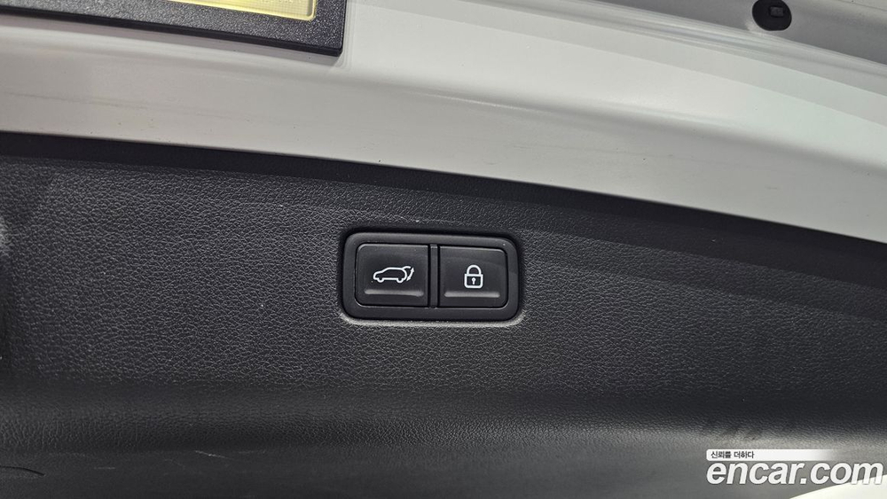 Genesis GV70 2.5T Бензин AWD (09.2021)
