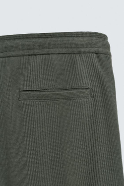 ZARA ШОРТЫ RELAXED FIT ИЗ РЕЛЬЕФНОЙ ТКАНИ, ХАКИ