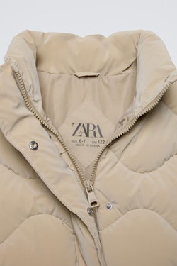 ZARA СТЕГАНАЯ КУРТКА ИЗ ПРОРЕЗИНЕННОЙ ТКАНИ, СВЕТЛЫЙ ЖЕЛТО-КОРИЧНЕВЫЙ