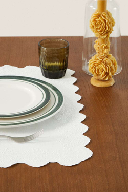 ZARA HOME ВЫШИТАЯ ЛЬНЯНАЯ САЛФЕТКА, БЕЛЫЙ