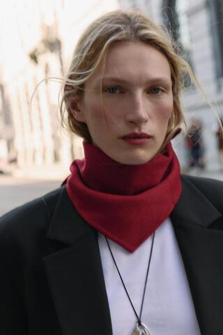ZARA ТРЕУГОЛЬНАЯ БАНДАНА С ШЕРСТЬЮ, КРАСНЫЙ