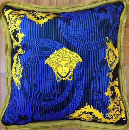 Подушка Versace 50х50 см