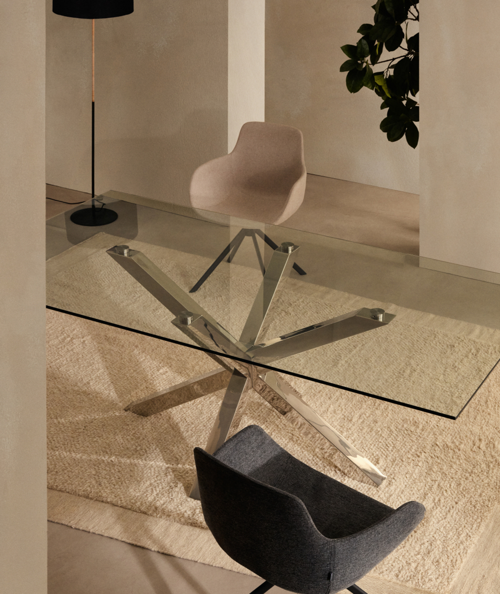 Стеклянный стол Arya с ножками из хромированной стали 200x100