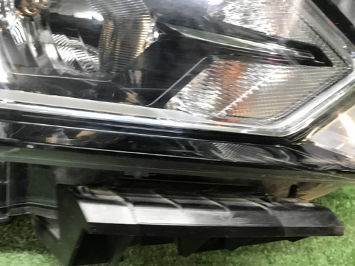 Фара правая Nissan Qashqai j11 17-23 галоген