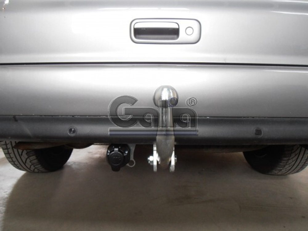 Фаркоп оцинкованный Galia F104C для Ford Galaxy 2000-2006, SEAT Alhambra 2000-2010, Volkswagen Sharan 2000-2010(паспорт и сертификат в комплекте)(без электрики)