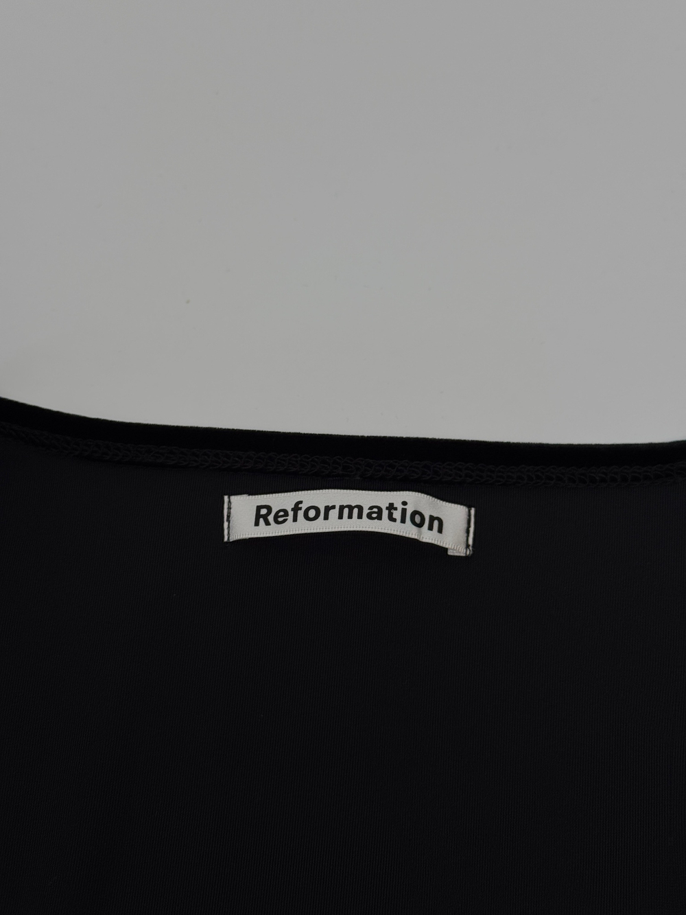 Платье Reformation