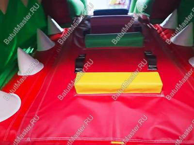 Коммерческий надувной батут Средневековое приключение 2