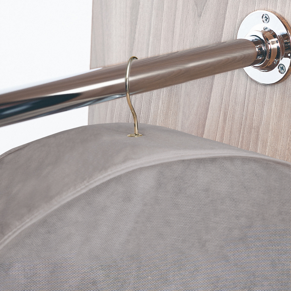 Чехол для шуб 130х60х18. Антимолевый