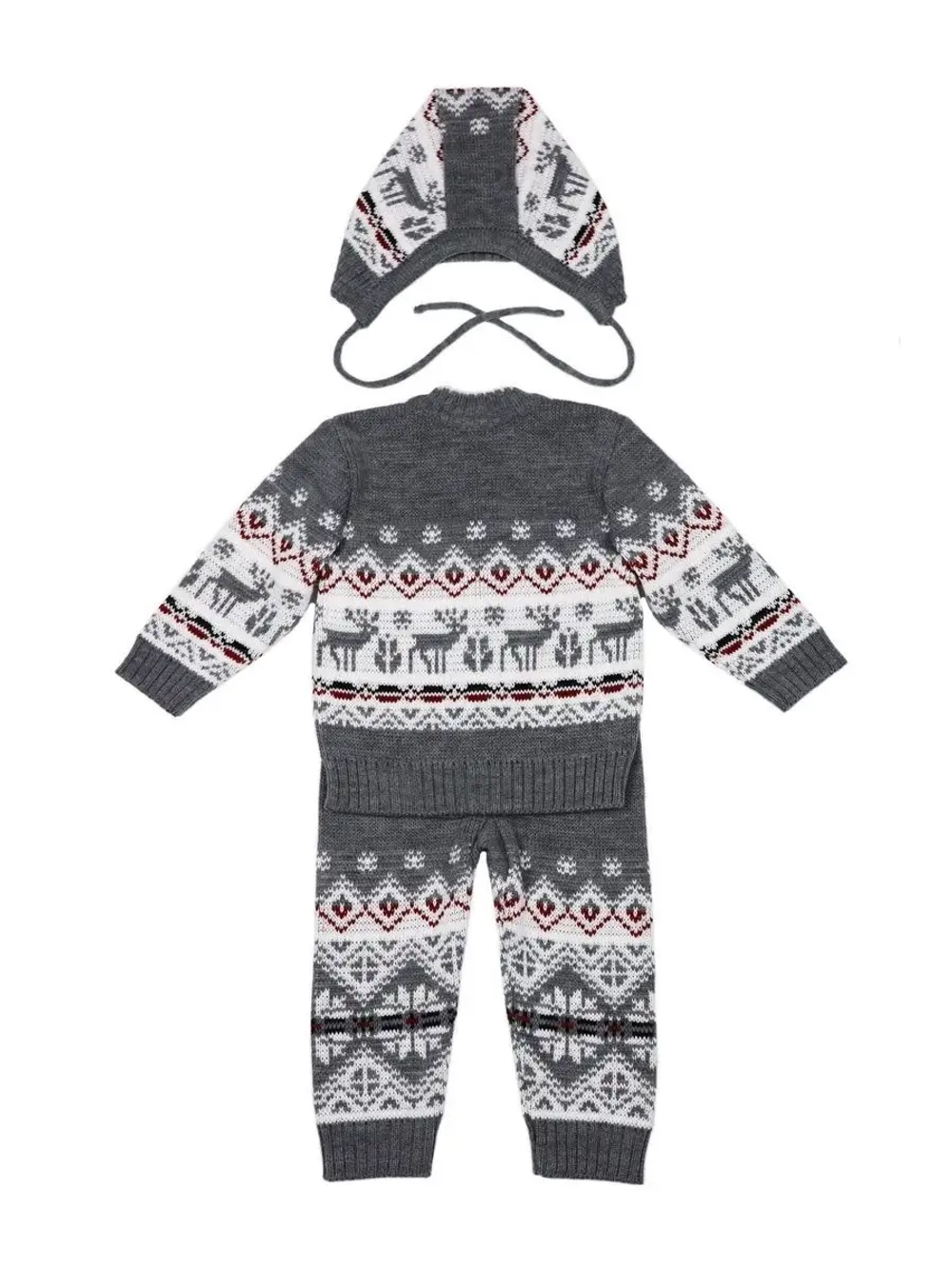 Костюм вязаный